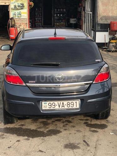 Opel Astra 2009, 198,000 km - 1.4 л - Bakı