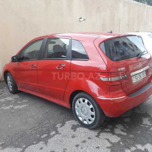 Mercedes B 180 2010, 95,000 km - 1.7 л - Bakı