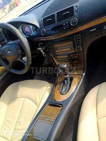 Mercedes E 350 2008, 118,000 km - 3.5 l - Bakı