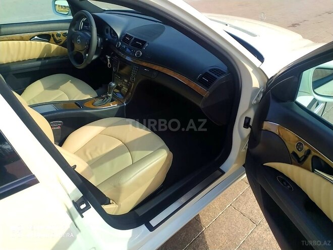 Mercedes E 350 2008, 118,000 km - 3.5 l - Bakı