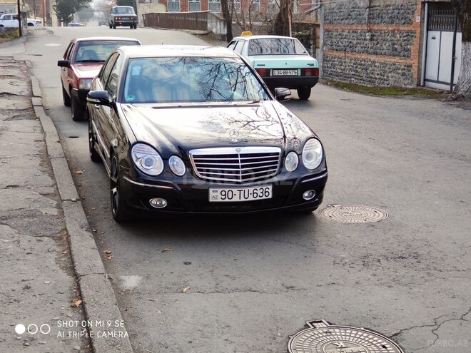 Mercedes E 320 2002, 318,000 km - 3.2 l - Balakən