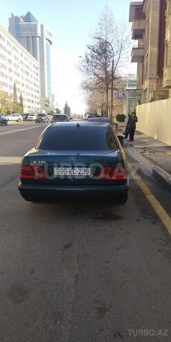 Mercedes E 230 1996, 570,000 km - 2.3 л - Bakı