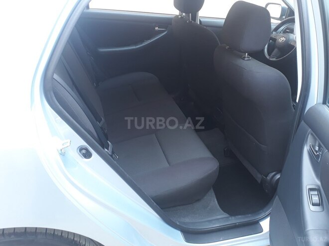 Toyota Corolla 2005, 200,000 km - 1.4 l - Bakı