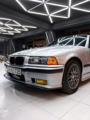 BMW 320 1998, 215,000 km - 2.0 l - Bakı