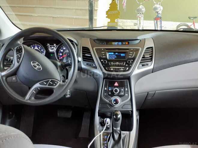 Hyundai Elantra 2016, 98,000 km - 1.8 l - Xaçmaz