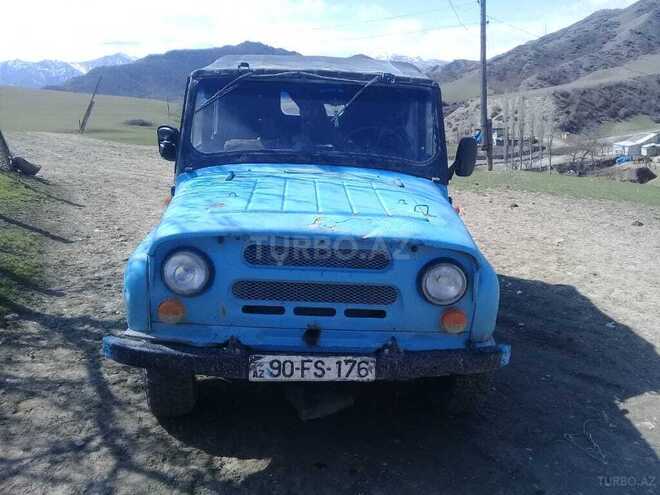 UAZ 469 1993, 999,999 km - 0.3 l - Quba