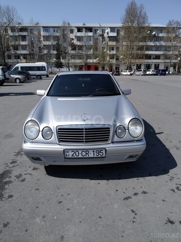 Mercedes E 240 1998, 354,000 km - 0.2 l - Mingəçevir