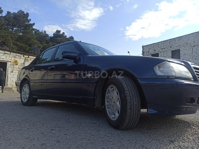 Mercedes C 220 1999, 391,997 km - 2.2 l - Sumqayıt