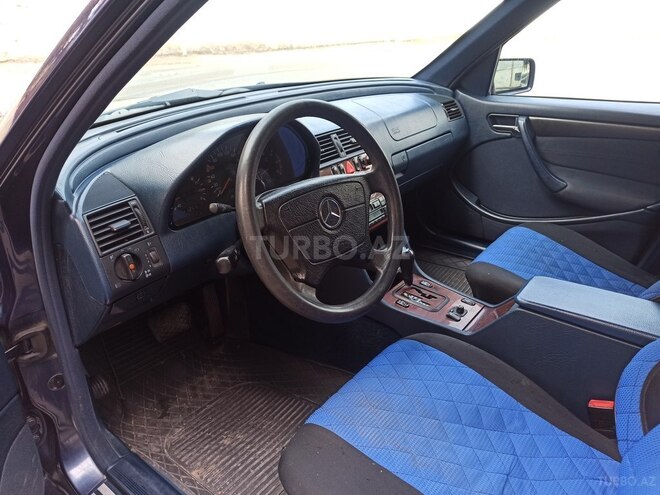 Mercedes C 220 1999, 391,997 km - 2.2 l - Sumqayıt