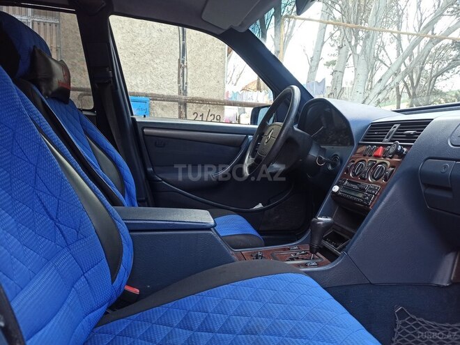 Mercedes C 220 1999, 391,997 km - 2.2 l - Sumqayıt