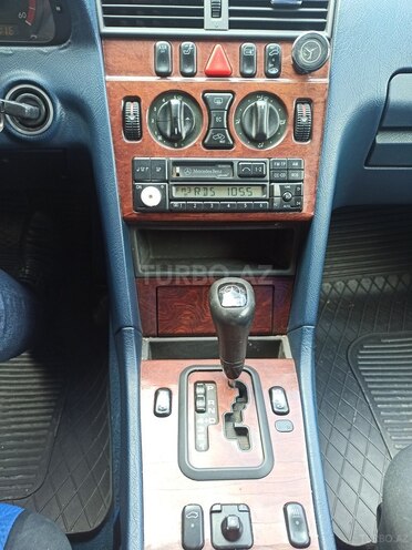 Mercedes C 220 1999, 391,997 km - 2.2 l - Sumqayıt
