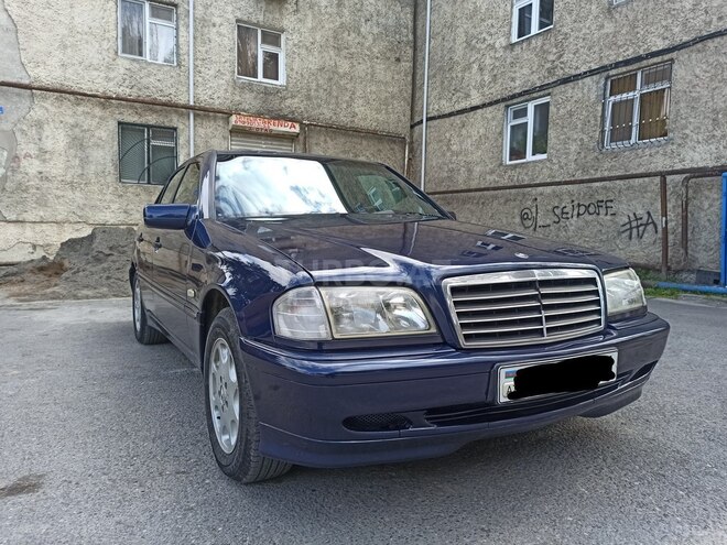 Mercedes C 220 1999, 391,997 km - 2.2 l - Sumqayıt