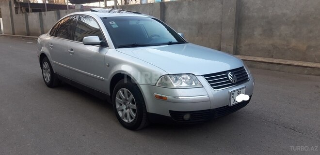 Volkswagen Passat 2003, 275,000 km - 1.8 l - Gəncə