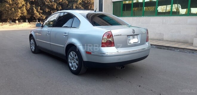 Volkswagen Passat 2003, 275,000 km - 1.8 l - Gəncə