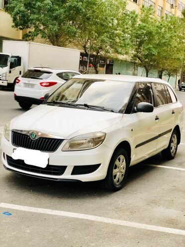 Skoda Fabia 2013, 122,000 km - 1.2 l - Bakı