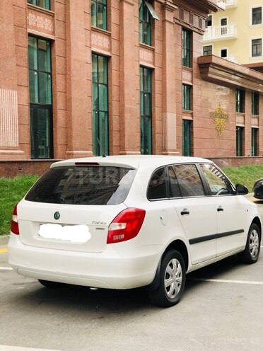 Skoda Fabia 2013, 122,000 km - 1.2 l - Bakı