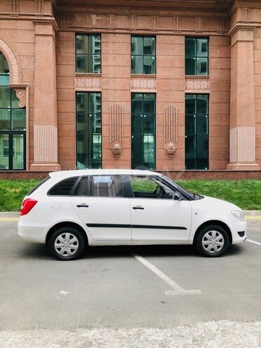 Skoda Fabia 2013, 122,000 km - 1.2 l - Bakı