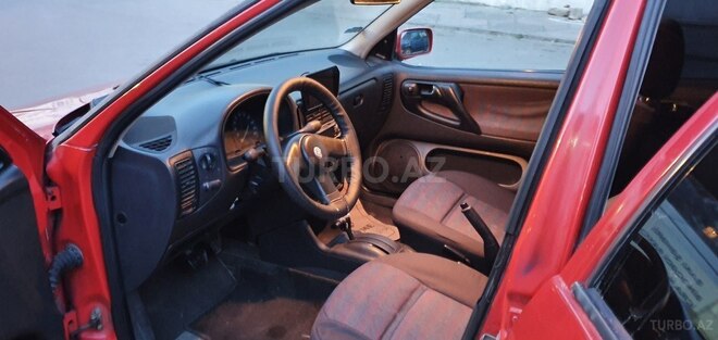 Volkswagen Polo 1998, 256,000 km - 1.6 l - Bakı