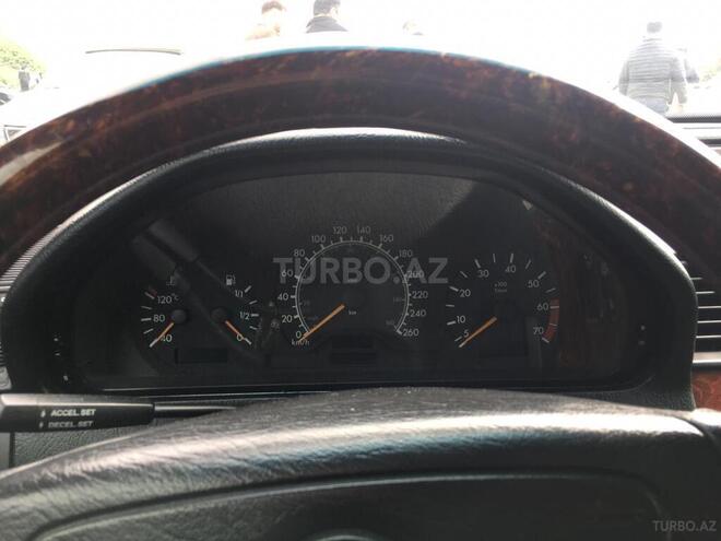 Mercedes C 230 1999, 398,000 km - 2.3 л - Bakı