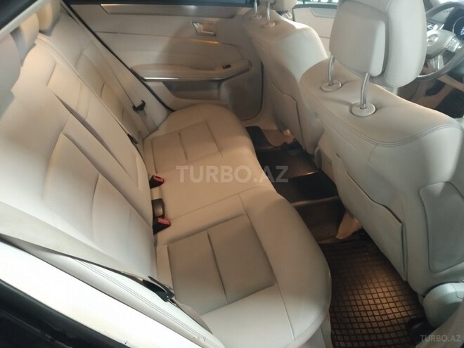 Mercedes E 200 2013, 210,842 km - 2.2 l - Bakı