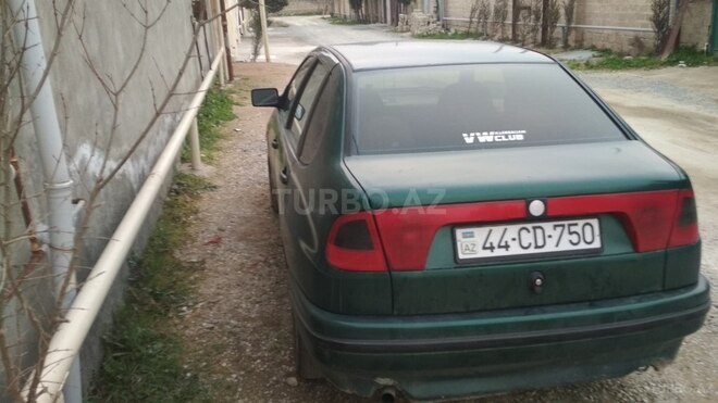 Volkswagen Polo 1995, 185,000 km - 1.6 l - Bakı