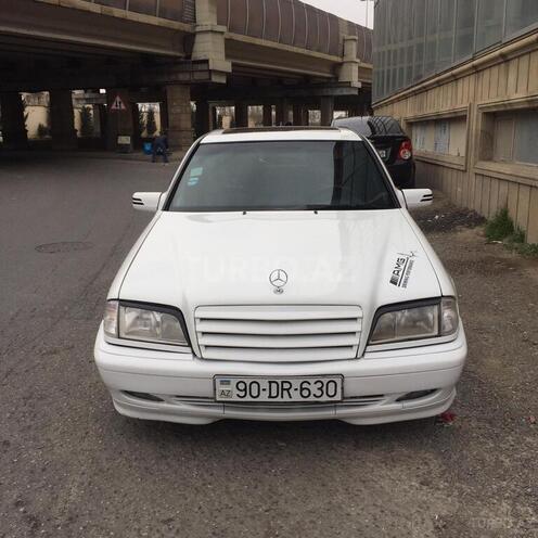 Mercedes C 240 1999, 420,000 km - 2.4 l - Bakı
