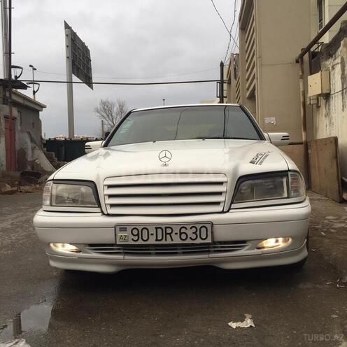 Mercedes C 240 1999, 420,000 km - 2.4 l - Bakı