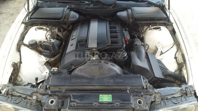 BMW 520 1999, 29,000 km - 0.2 l - Mingəçevir