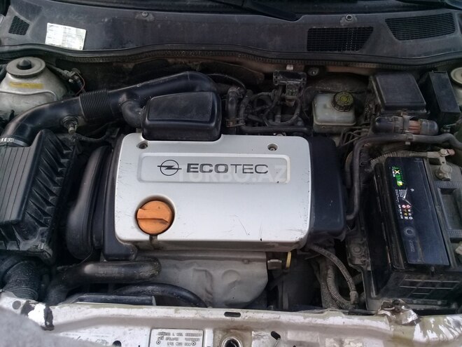 Opel Astra 1998, 330,000 km - 1.6 л - Bakı