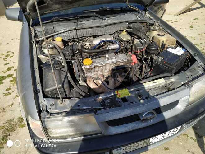 Opel Vectra 1994, 341,072 km - 2.0 l - Bakı
