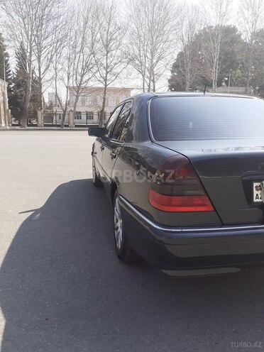 Mercedes C 240 1997, 290,525 km - 2.4 l - Mingəçevir