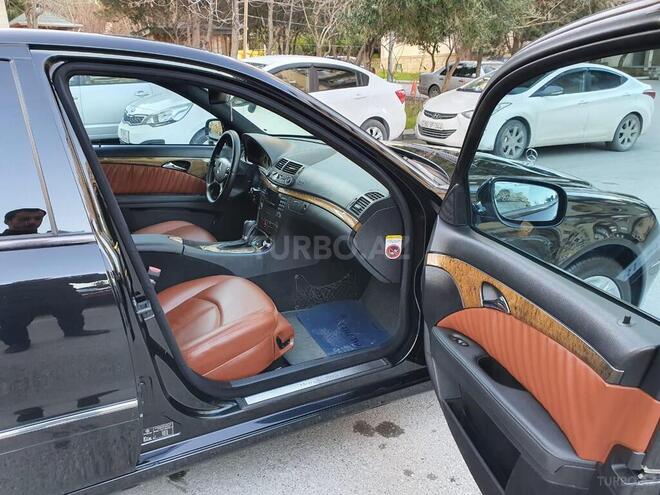 Mercedes E 220 2006, 208,000 km - 2.2 л - Bakı