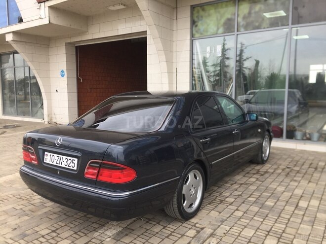 Mercedes E 240 1998, 269,000 km - 2.4 л - Masallı