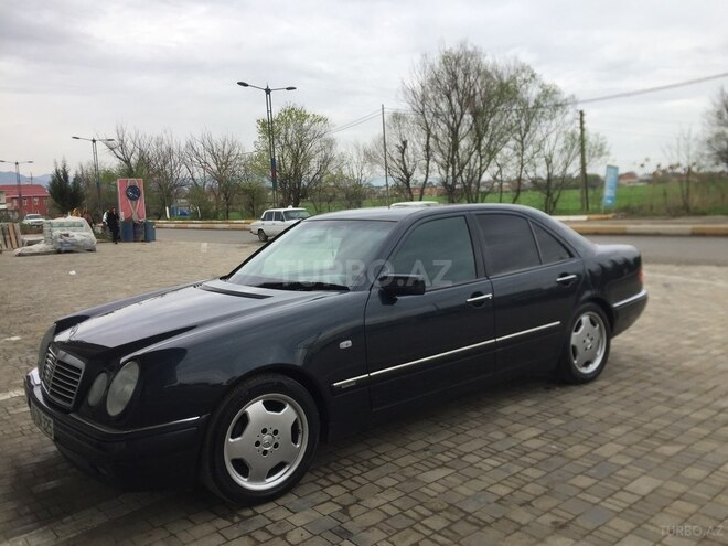 Mercedes E 240 1998, 269,000 km - 2.4 л - Masallı