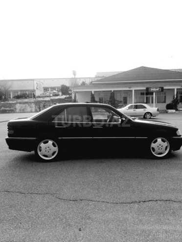 Mercedes C 230 1999, 221,000 km - 2.3 l - Xırdalan
