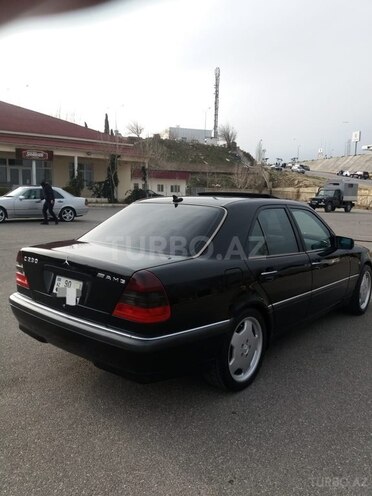 Mercedes C 230 1999, 221,000 km - 2.3 l - Xırdalan
