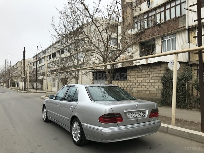 Mercedes E 240 2001, 313,000 km - 2.6 l - Gəncə