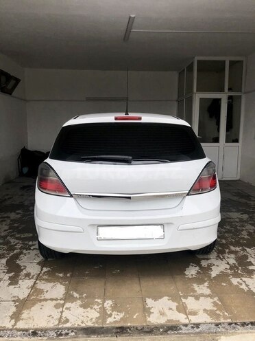 Opel Astra 2007, 210,000 km - 1.7 л - Bakı