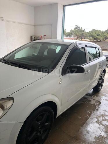 Opel Astra 2007, 210,000 km - 1.7 л - Bakı