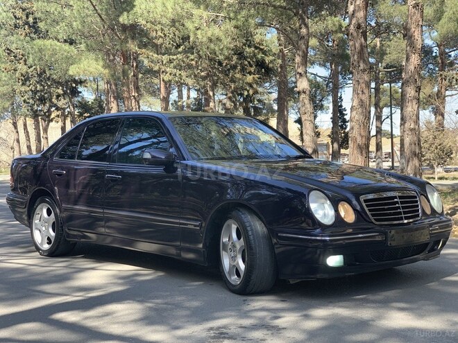 Mercedes E 220 2000, 295,123 km - 2.2 l - Sumqayıt