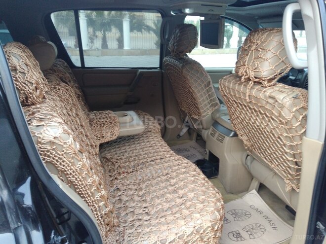 Nissan Armada 2004, 267,000 km - 5.6 л - Sumqayıt