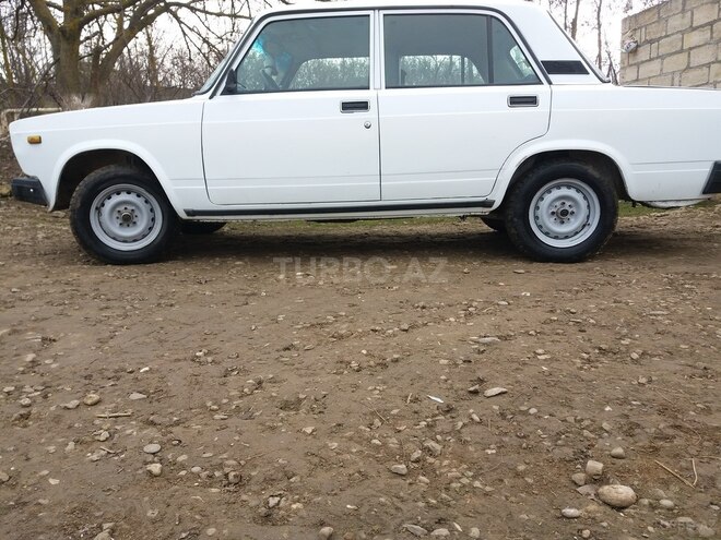 LADA (VAZ) 2107 2004, 235,872 km - 1.6 l - Qusar