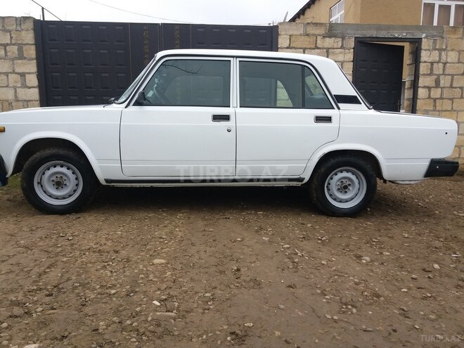 LADA (VAZ) 2107 2004, 235,872 km - 1.6 l - Qusar
