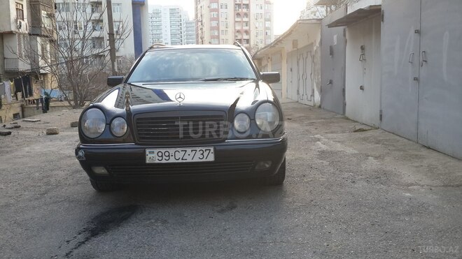 Mercedes E 200 1998, 440,000 km - 2.0 l - Bakı