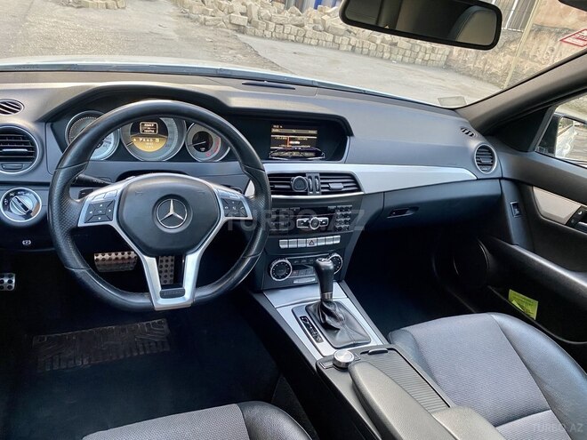Mercedes C 180 2011, 153,716 km - 1.6 l - Bakı