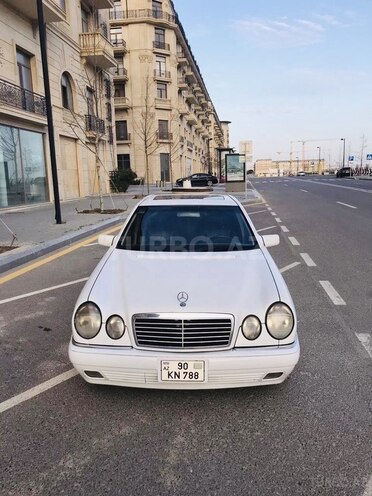 Mercedes E 320 1997, 295,000 km - 3.2 l - Bakı