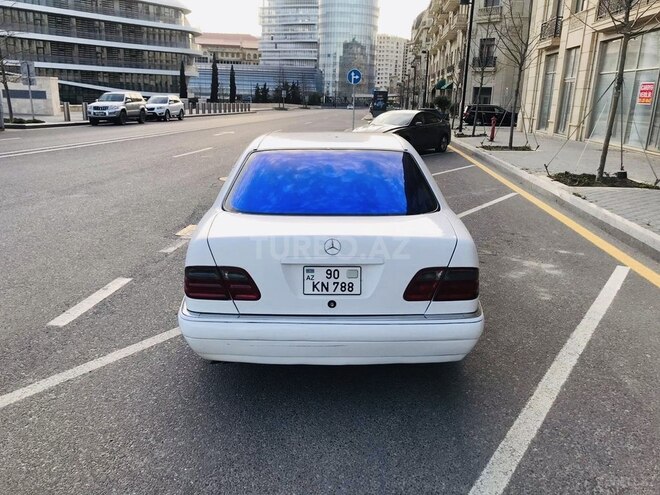 Mercedes E 320 1997, 295,000 km - 3.2 l - Bakı