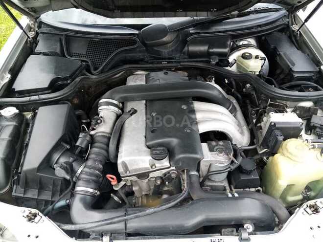 Mercedes E 290 1996, 450,000 km - 2.9 л - Masallı