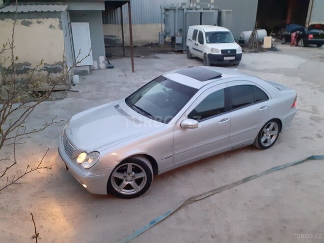 Mercedes C 200 2000, 321,124 km - 2.0 l - Zaqatala