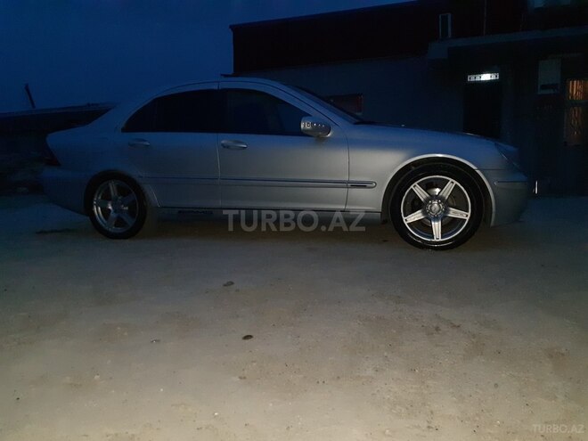 Mercedes C 200 2000, 321,124 km - 2.0 l - Zaqatala